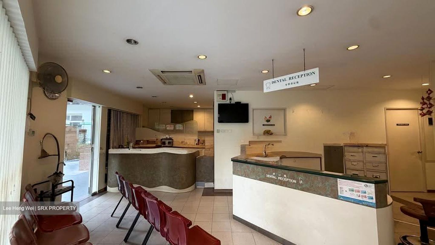 Hong Kah Ville (D22), Retail #610497341